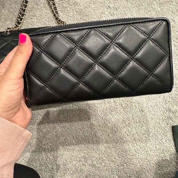 Tory Burch Black Quilted Shoulder Bag and Wallet - Picture 3 of 10